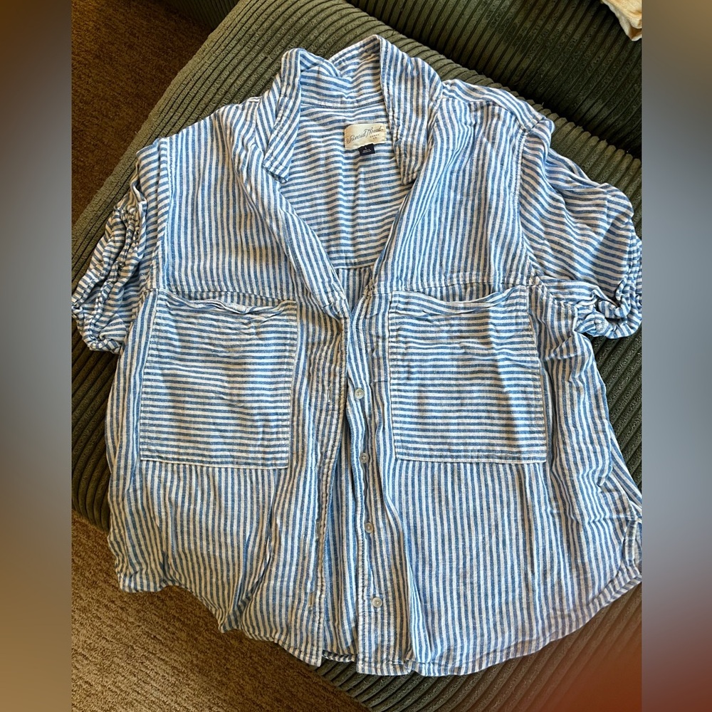 Universal Thread Striped Blue and White and White Top - Set of 2 - Picture 2 of 6